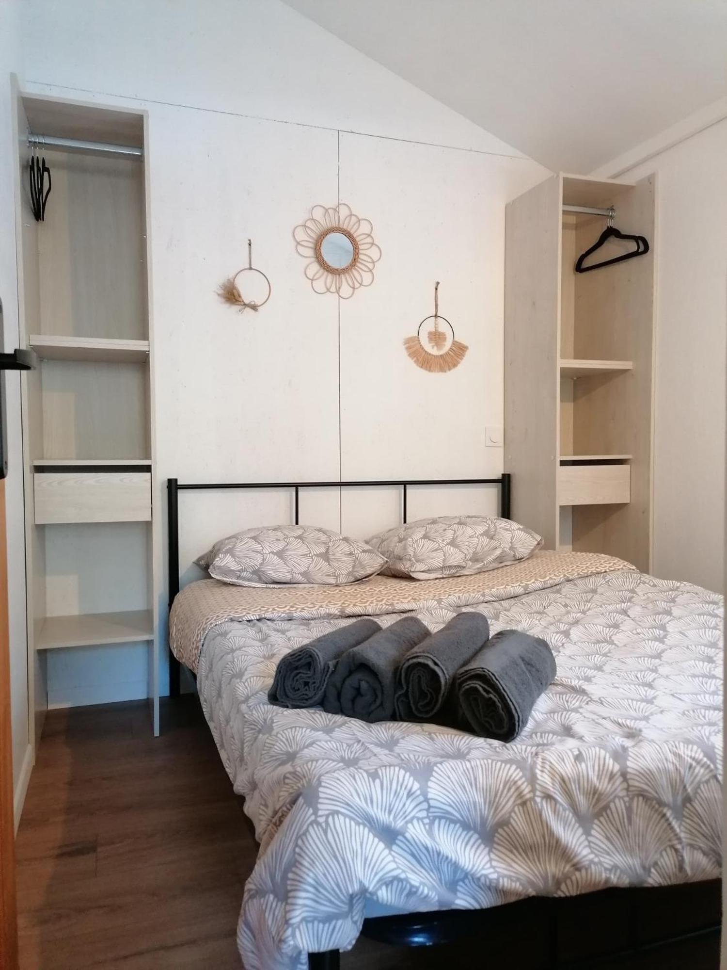 Camping Le Trejeux - Petit Chalet Thones Luaran gambar